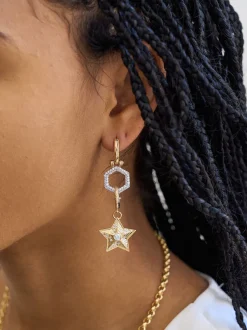 Foundation Huggie Earrings Diamond