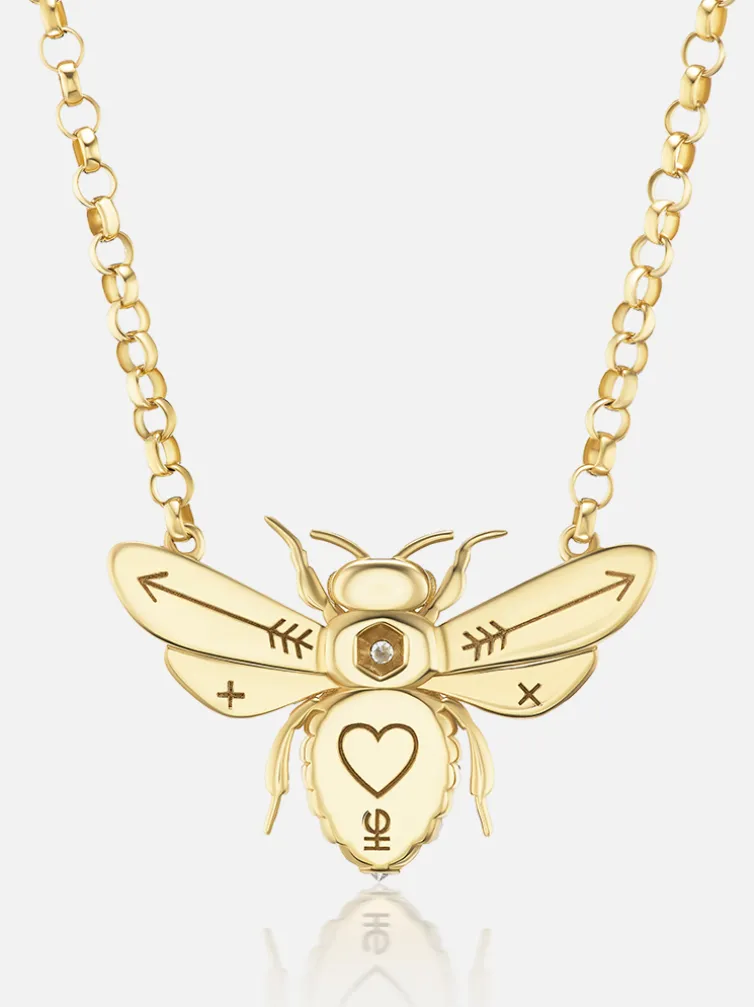 Mini Bee Pendant Necklace Diamond
