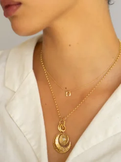 Tiny Horseshoe Pendant Necklace
